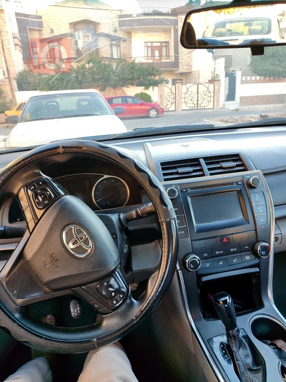 تۆیۆتا کامری